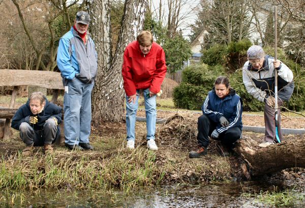 http://robert-koch-park.de/2011/03/ansichtssache-fruhjahrsputz-im-park/